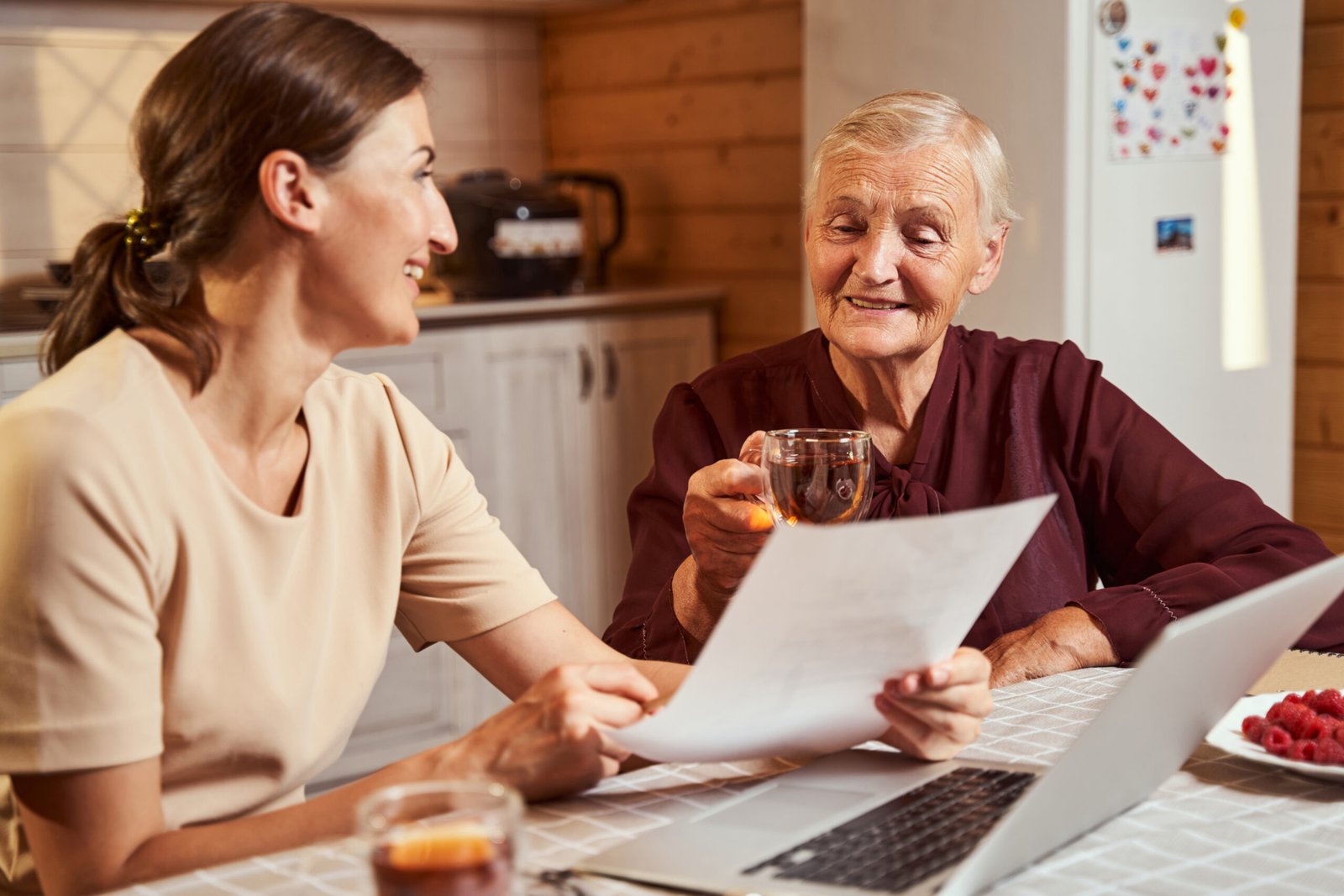 Beratungseinsatz nach § 37 Abs. 3 SGB XI bei einer Seniorin zu Hause zur Klärung von Unterlagen